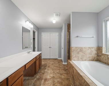 2306 Emerald Stone Court - Photo Thumbnail 9