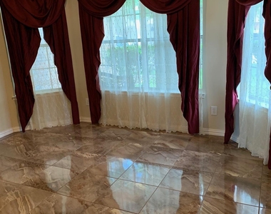 205 Mammoth Springs Lane - Photo Thumbnail 1