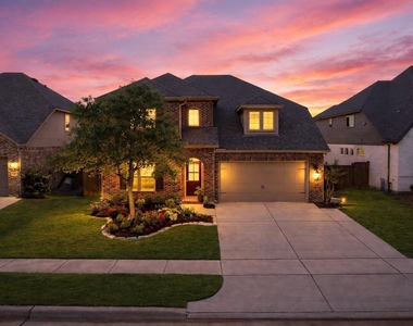7111 Pondhawk Drive - Photo Thumbnail 1