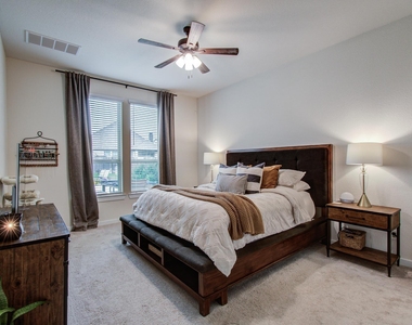 7111 Pondhawk Drive - Photo Thumbnail 17