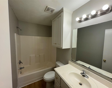 16324 Sun View - Photo Thumbnail 4