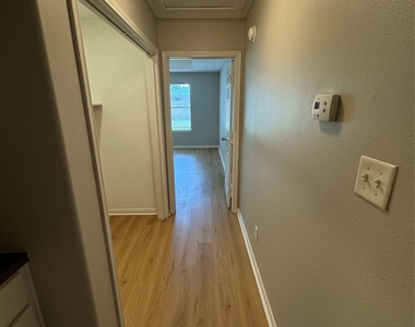 16324 Sun View - Photo Thumbnail 6