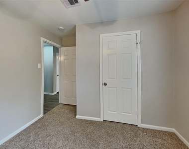 5102 Dobbin Springs Lane - Photo Thumbnail 12