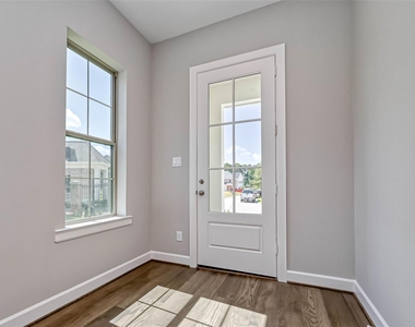 1908 Carrollton Mill Drive - Photo Thumbnail 3