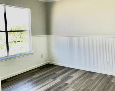 5711 Silver Bay Court - Photo Thumbnail 35