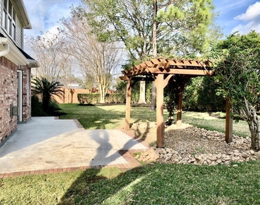 5711 Silver Bay Court - Photo Thumbnail 49