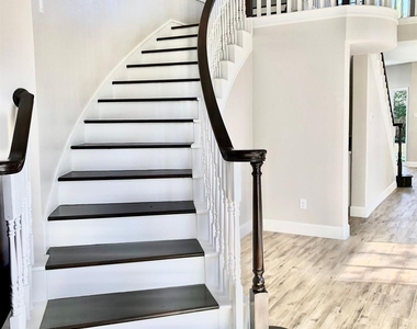 5711 Silver Bay Court - Photo Thumbnail 2