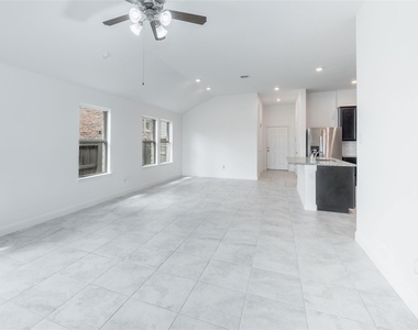 24207 Asher Hollow Lane - Photo Thumbnail 5
