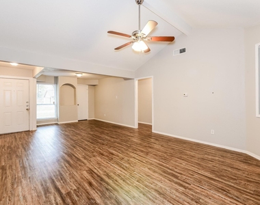 5721 Melanite Street - Photo Thumbnail 2