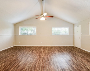 5721 Melanite Street - Photo Thumbnail 6