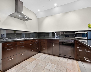 3027 Bissonnet Street - Photo Thumbnail 12