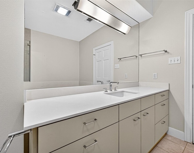 3027 Bissonnet Street - Photo Thumbnail 33