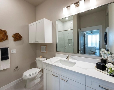 125 Prairie Parkway - Photo Thumbnail 13