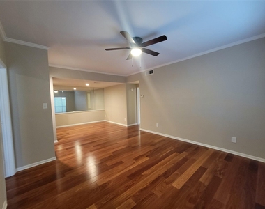 5711 Sugar Hill Drive - Photo Thumbnail 6