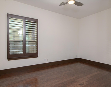 30 Freestone Stream Place - Photo Thumbnail 38