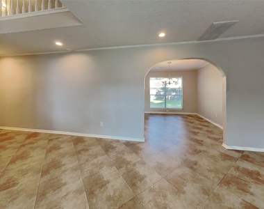 9322 Wandsworth Drive - Photo Thumbnail 2