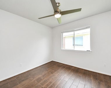 2511 Orchard Run Way - Photo Thumbnail 25