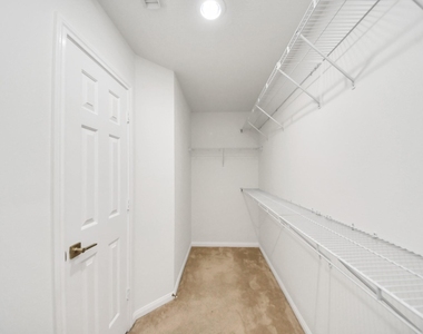 2511 Orchard Run Way - Photo Thumbnail 21