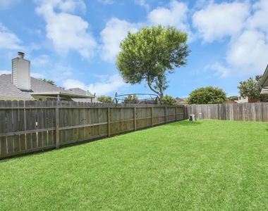 2511 Orchard Run Way - Photo Thumbnail 31