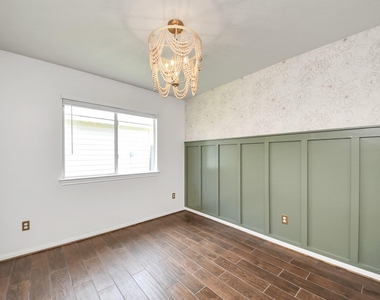 2511 Orchard Run Way - Photo Thumbnail 24