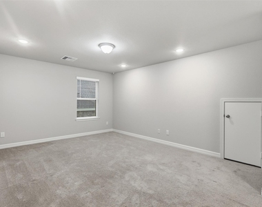 119 Buttonwood Court - Photo Thumbnail 25