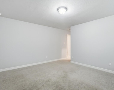 119 Buttonwood Court - Photo Thumbnail 27