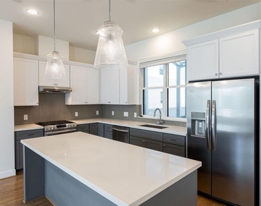 2726 Eado Edge Court - Photo Thumbnail 12