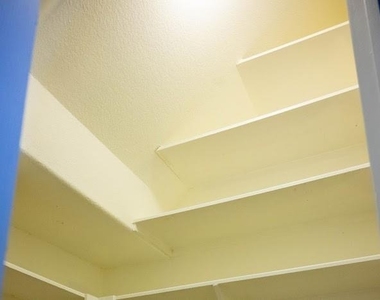10007 Shire Green Lane - Photo Thumbnail 26