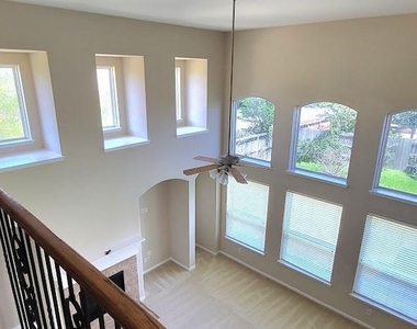 10007 Shire Green Lane - Photo Thumbnail 16