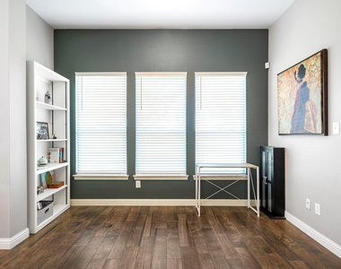 28139 Canyon Wren Drive - Photo Thumbnail 21