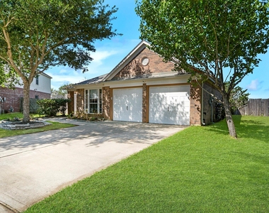 28139 Canyon Wren Drive - Photo Thumbnail 4