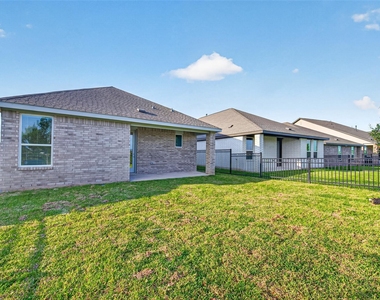 27435 Sunterra Village Dr - Photo Thumbnail 33