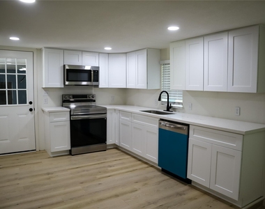 621 North Street - Photo Thumbnail 11