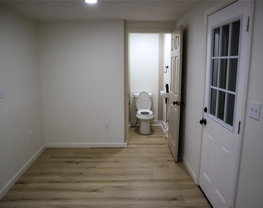 621 North Street - Photo Thumbnail 35