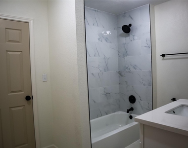 621 North Street - Photo Thumbnail 40