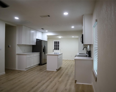 621 North Street - Photo Thumbnail 30