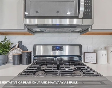 827 Silver Kettle Drive - Photo Thumbnail 11