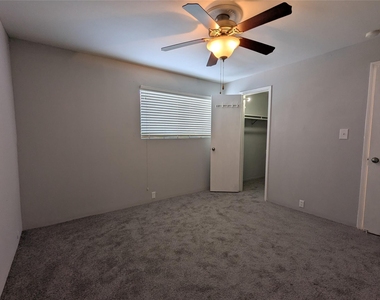 525 Heights Boulevard - Photo Thumbnail 2