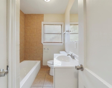 1601 Alabama Street - Photo Thumbnail 11