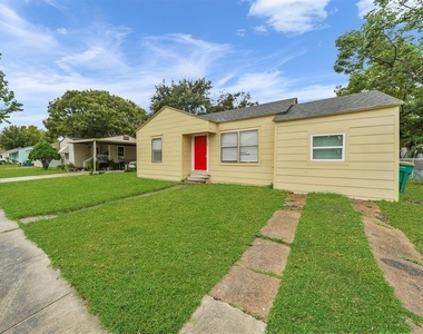 1601 Alabama Street - Photo Thumbnail 1