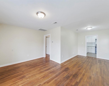 1601 Alabama Street - Photo Thumbnail 5