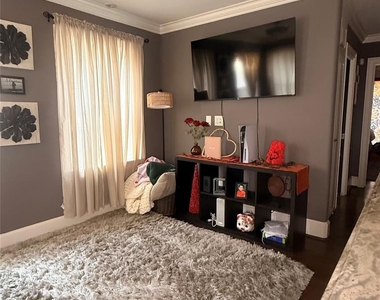 4308 Leeland Street - Photo Thumbnail 3