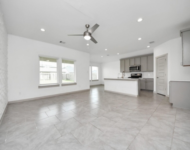28930 Yulee Mill Drive Drive - Photo Thumbnail 28