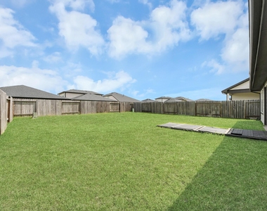 28930 Yulee Mill Drive Drive - Photo Thumbnail 36