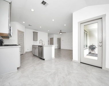 28930 Yulee Mill Drive Drive - Photo Thumbnail 25