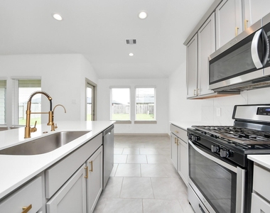 28930 Yulee Mill Drive Drive - Photo Thumbnail 30