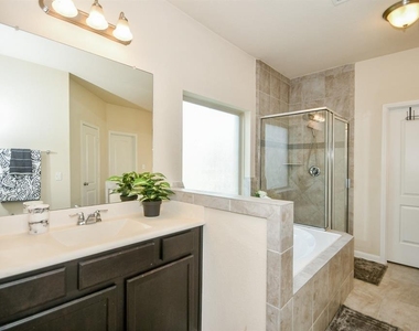2214 Granite Park Lane - Photo Thumbnail 13