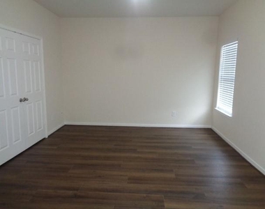 6702 Castle Terrace Ct Court - Photo Thumbnail 22
