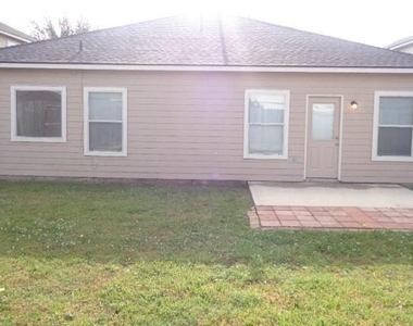 6702 Castle Terrace Ct Court - Photo Thumbnail 25