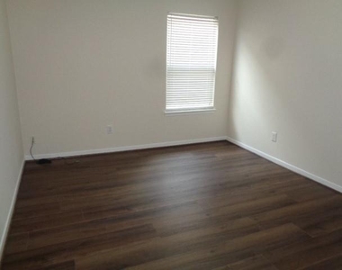 6702 Castle Terrace Ct Court - Photo Thumbnail 11